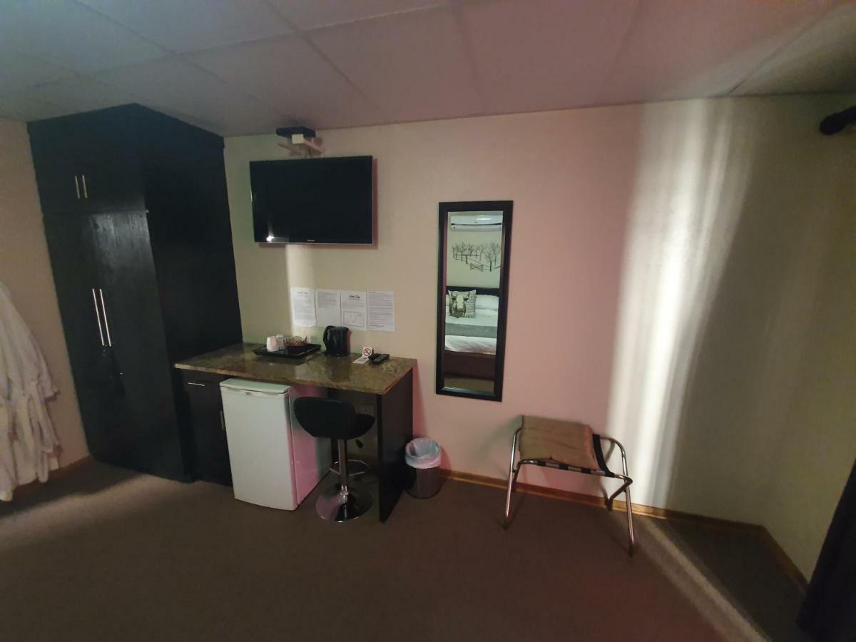 Leach Lodge Kuruman Dış mekan fotoğraf