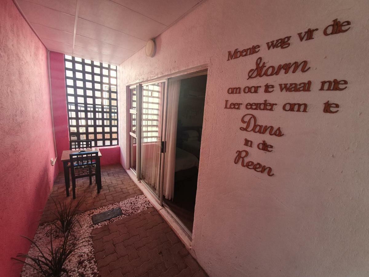 Leach Lodge Kuruman Dış mekan fotoğraf
