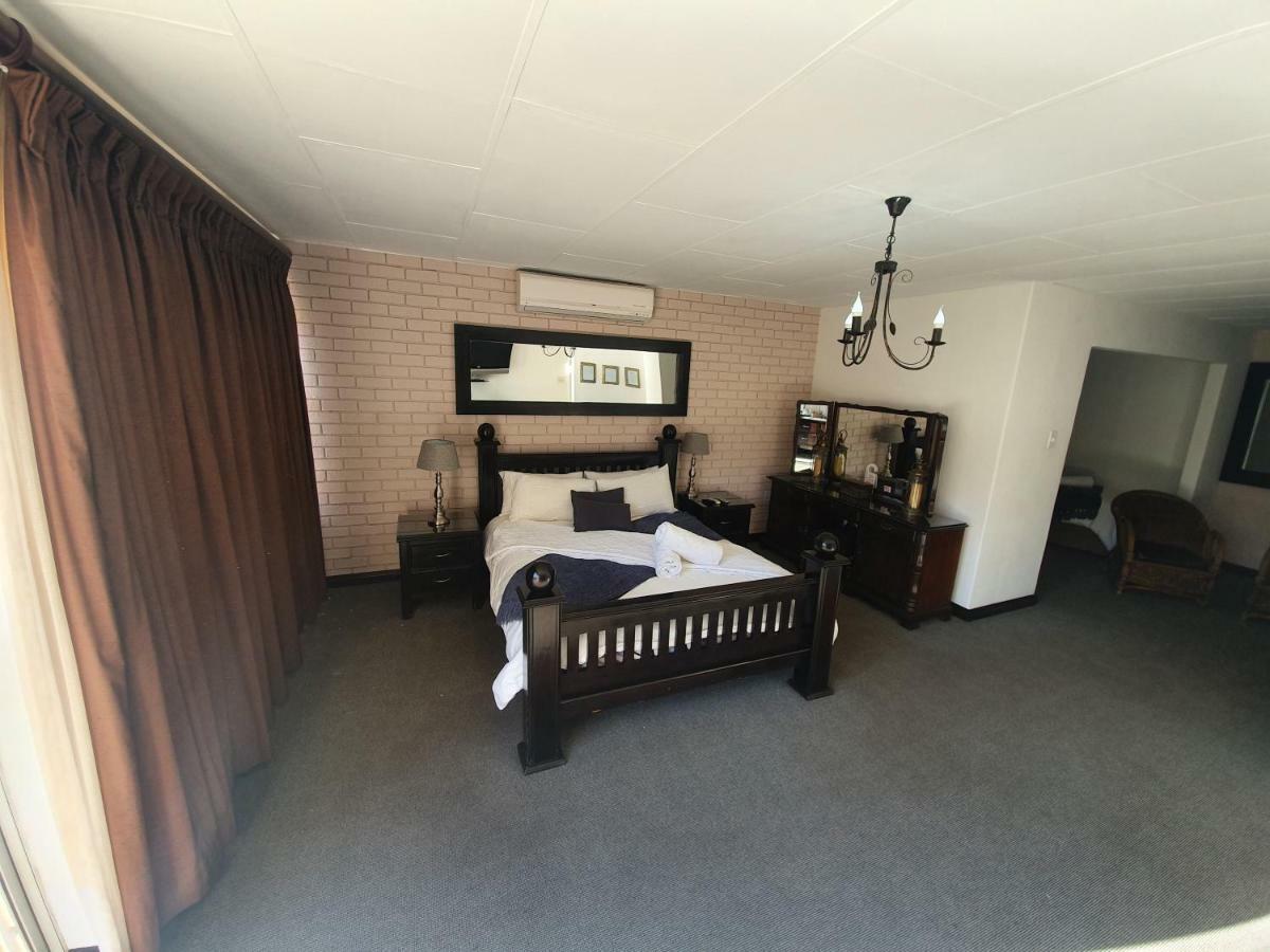 Leach Lodge Kuruman Dış mekan fotoğraf